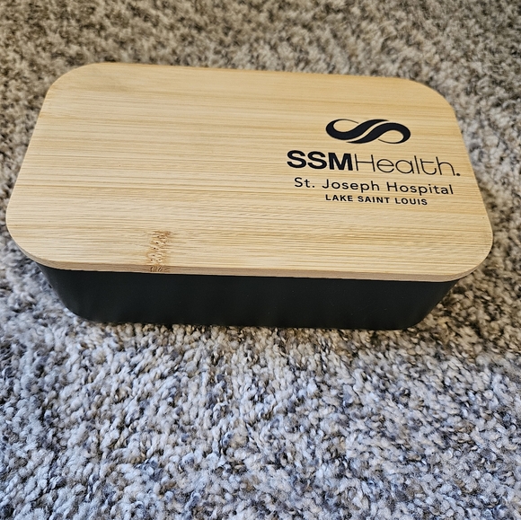 St. Joseph Hospital Lunchbox - Picture 3 of 5